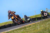 anglesey-no-limits-trackday;anglesey-photographs;anglesey-trackday-photographs;enduro-digital-images;event-digital-images;eventdigitalimages;no-limits-trackdays;peter-wileman-photography;racing-digital-images;trac-mon;trackday-digital-images;trackday-photos;ty-croes